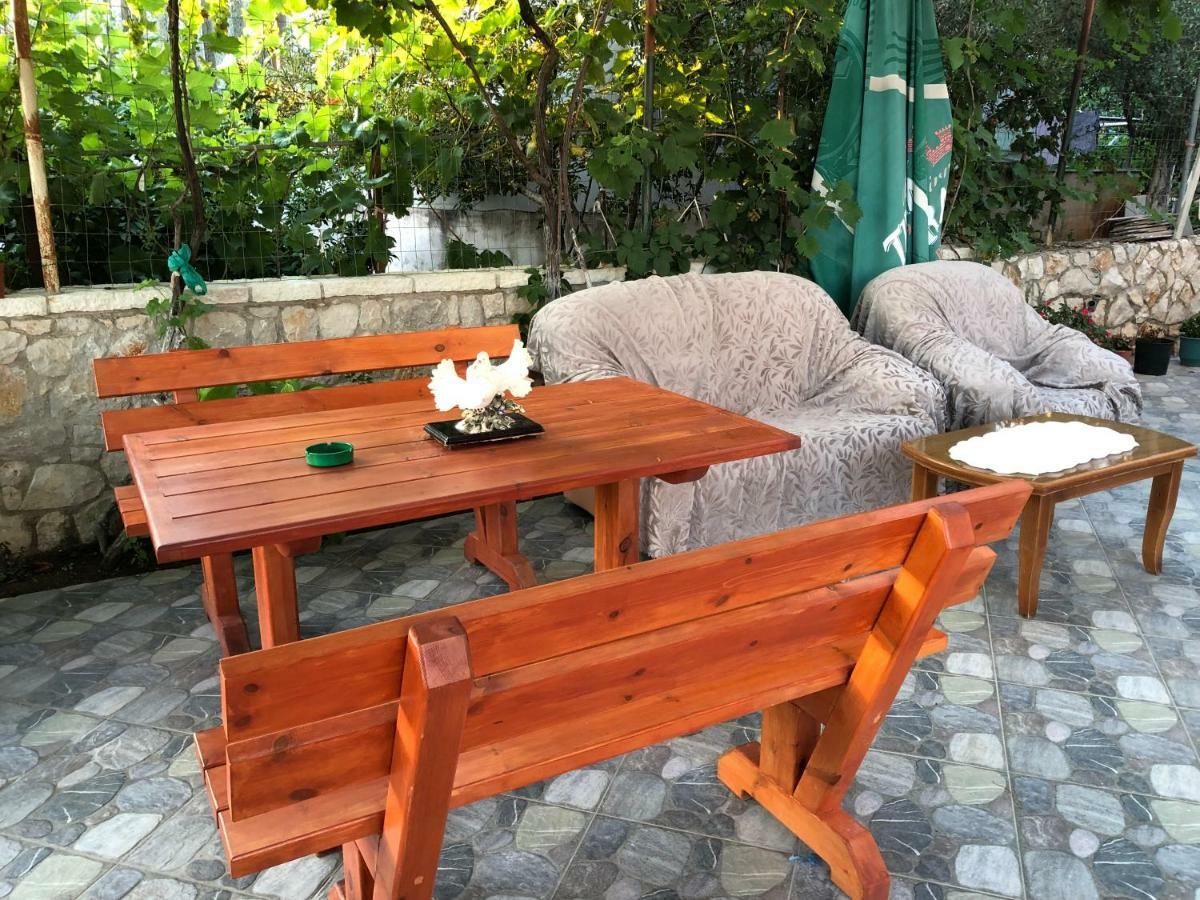 Garden Vila
